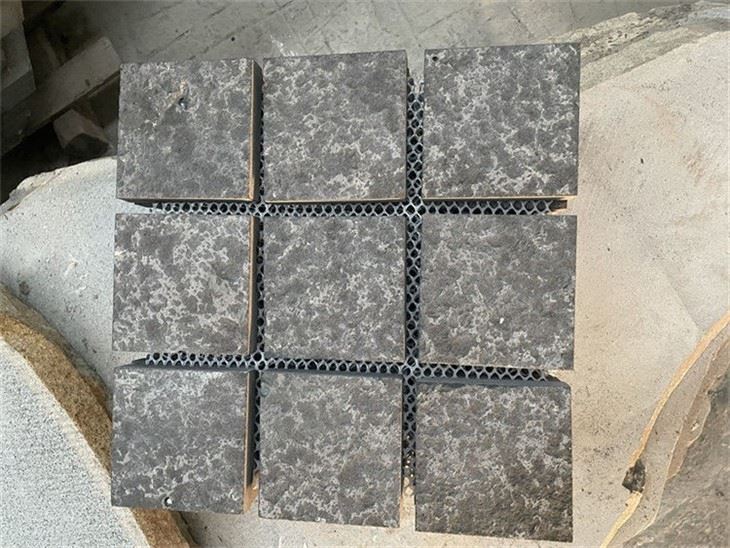 Parking Granite