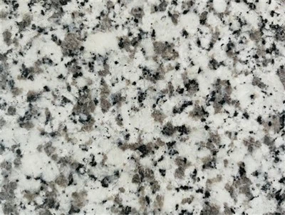 Arbeitsplatte aus weißem Granit